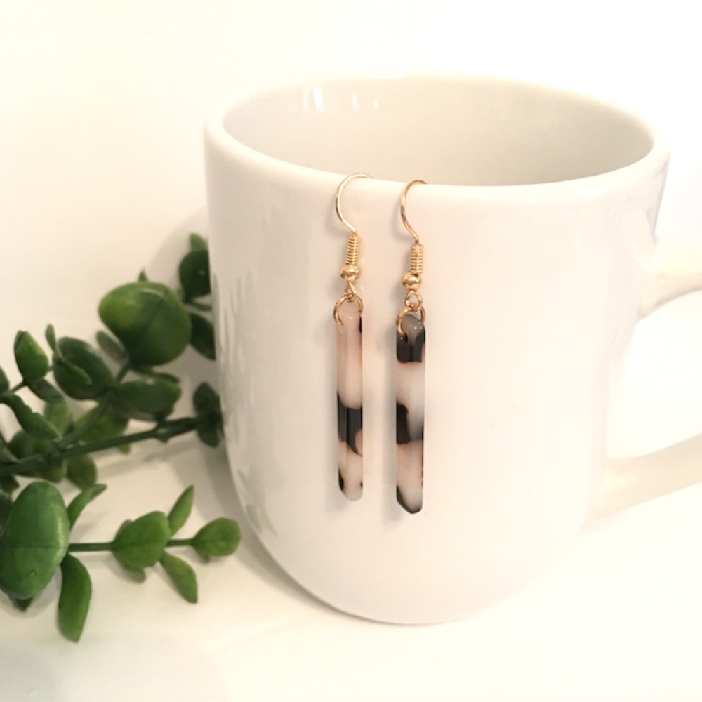 Leopard (Light) Tortoise Shell Bar Minimalist Dangle Earrings